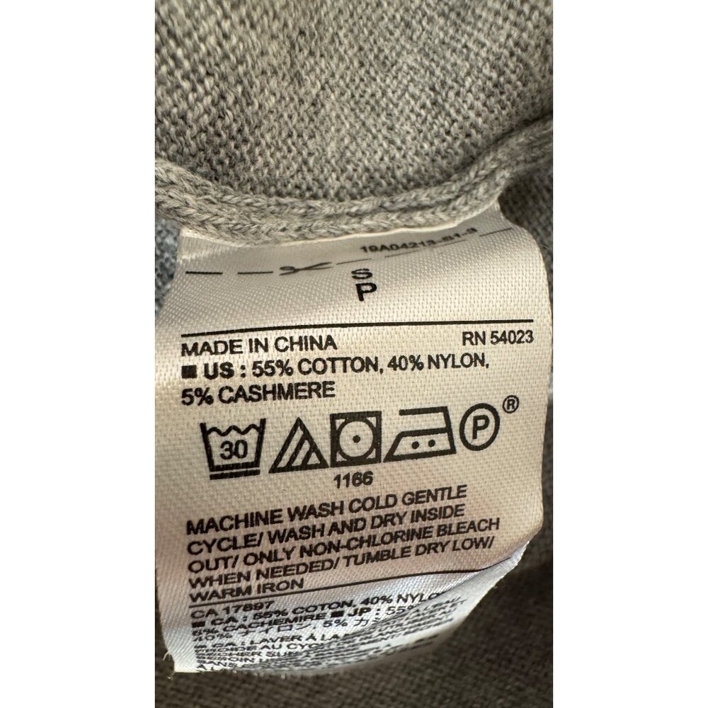 Banana Republic Womens Gray V-Neck Sweater S 55% Cotton 40% Nylon 5% Cashmere - Picture 10 of 13